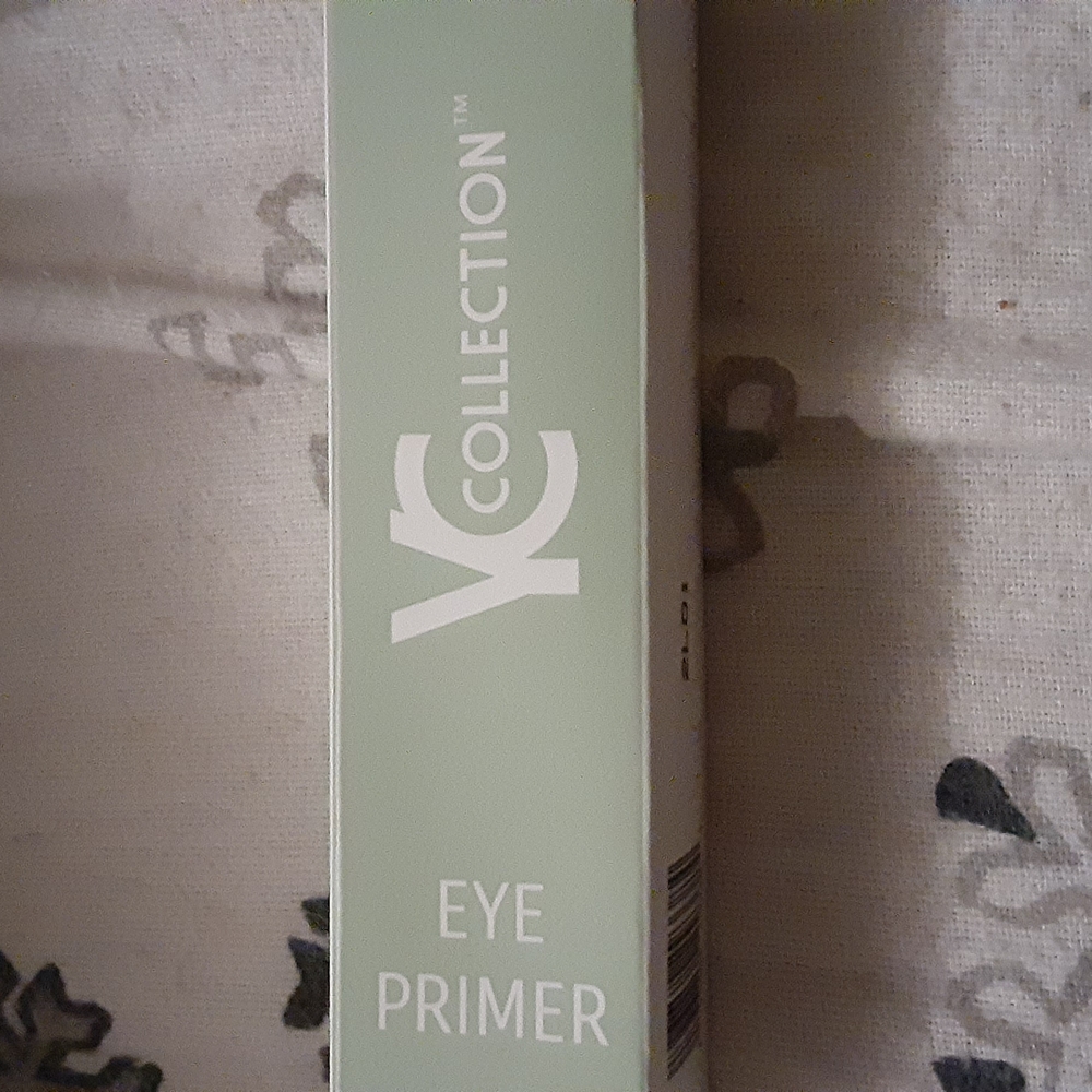 YC Collection Eye Primer in Green
